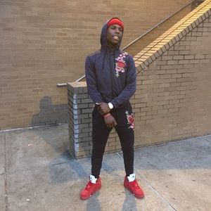 Meet your Posher, Caleb